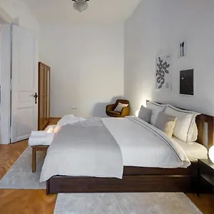 Felsoerdosor Appartamento Budapest